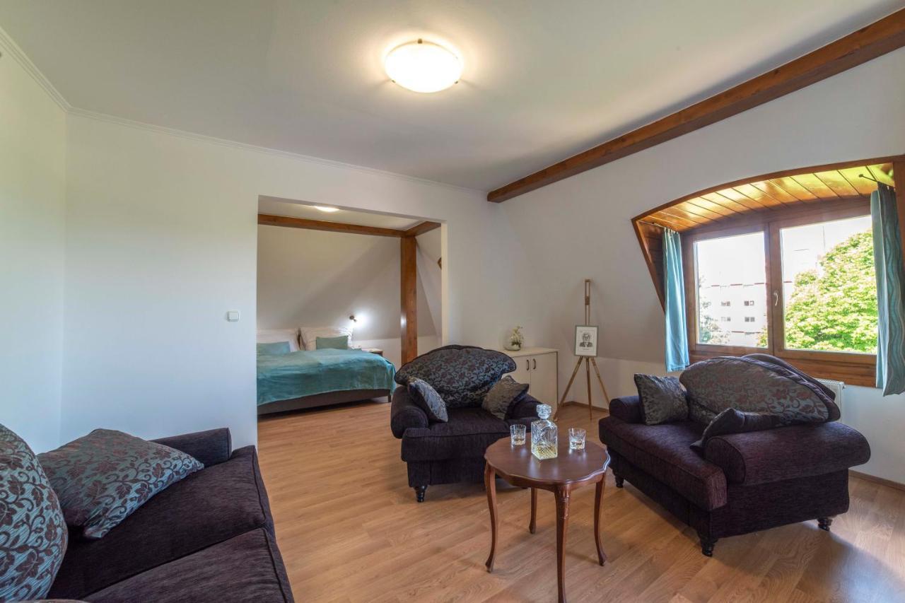 Kis Helikon 4*