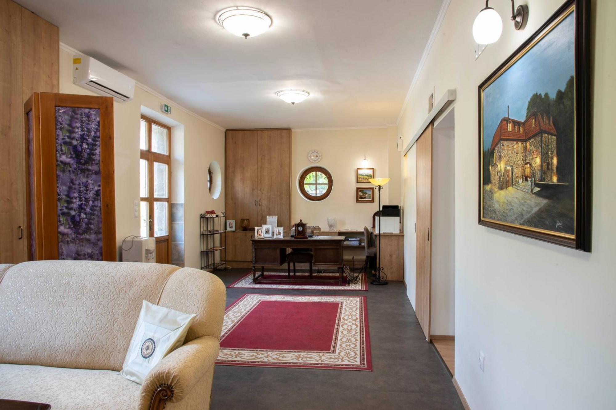 Kis Helikon Hotel 4*